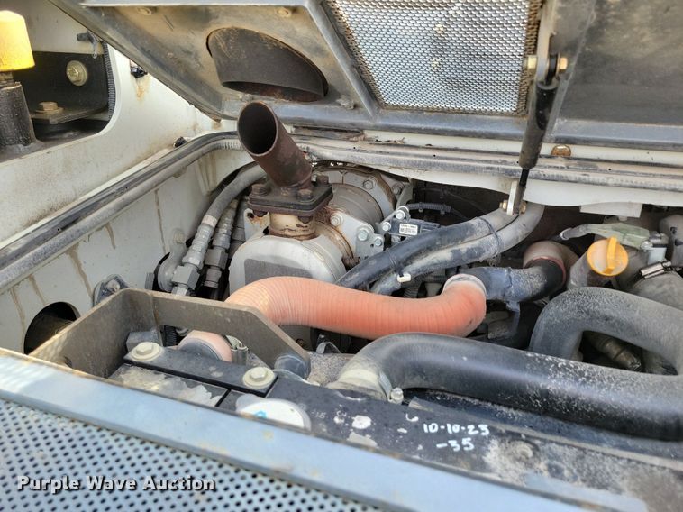 image for item DK4216 2016 Takeuchi TL12 tracked skid steer loader