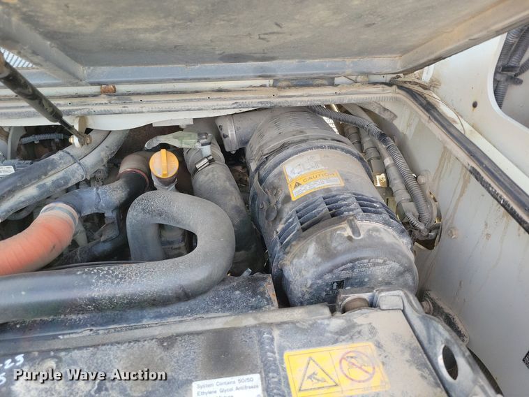 image for item DK4216 2016 Takeuchi TL12 tracked skid steer loader