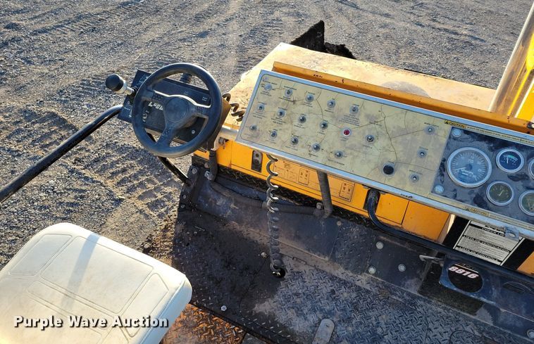 image for item DK4224 2004 LeeBoy L8816T paver