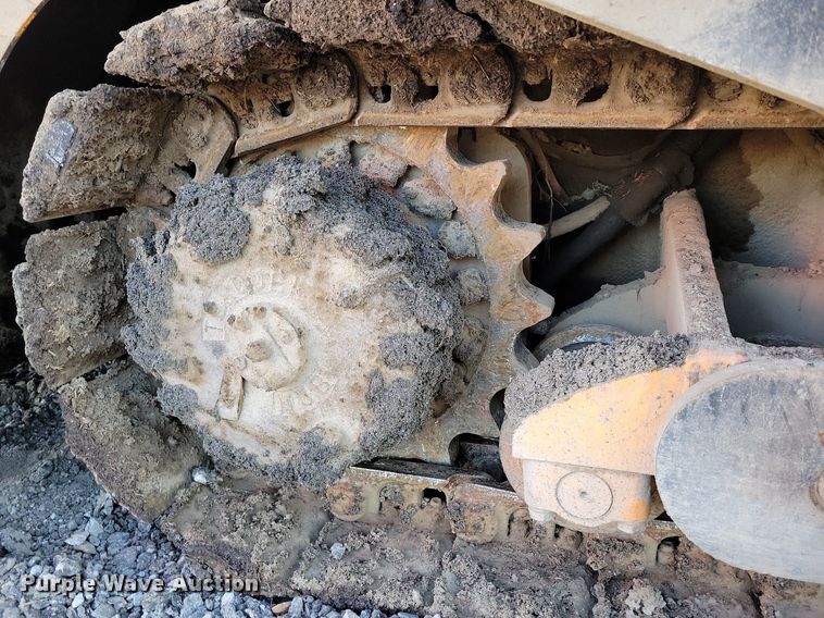 image for item DK4224 2004 LeeBoy L8816T paver