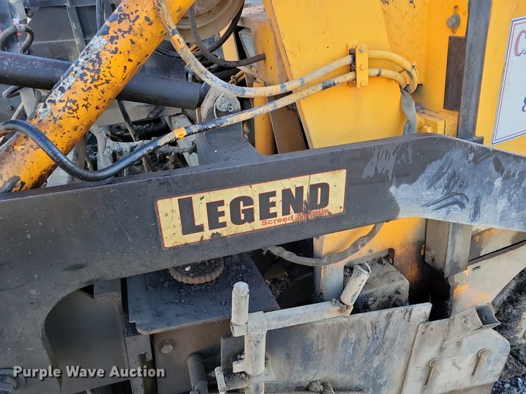 image for item DK4224 2004 LeeBoy L8816T paver