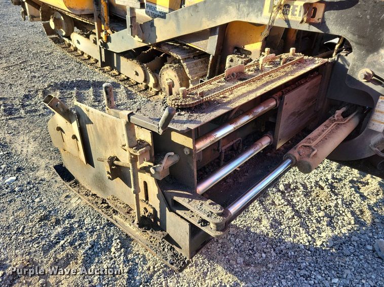 image for item DK4224 2004 LeeBoy L8816T paver