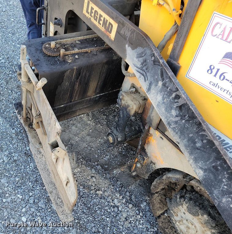 image for item DK4224 2004 LeeBoy L8816T paver