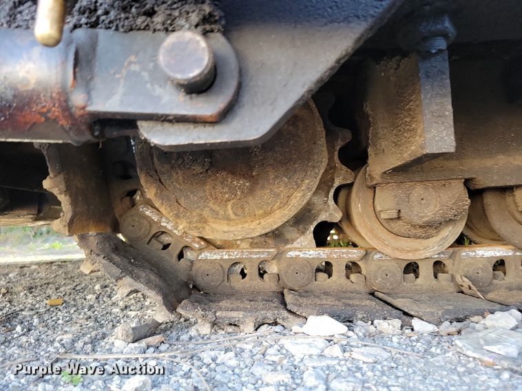 image for item DK4226 LeeBoy 8515 paver