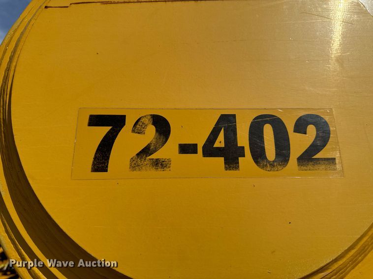 image for item DL4402 2014 Caterpillar 627K conventional scraper 