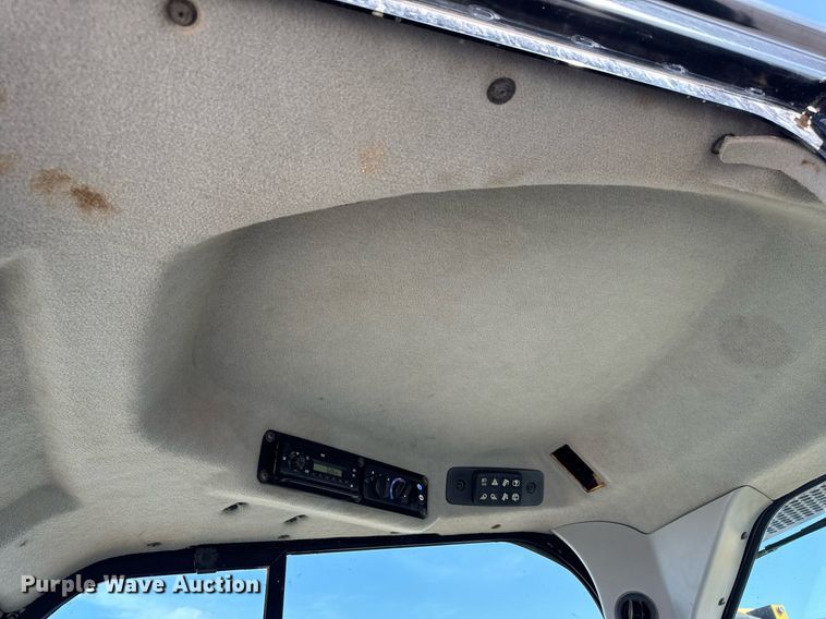 image for item DL4402 2014 Caterpillar 627K conventional scraper 