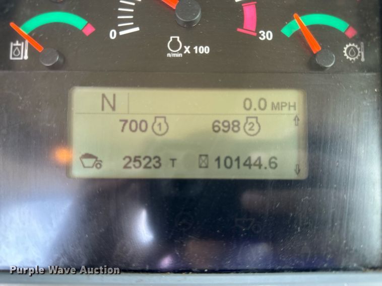 image for item DL4402 2014 Caterpillar 627K conventional scraper 