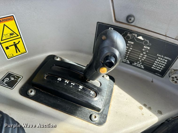 image for item DL4402 2014 Caterpillar 627K conventional scraper 