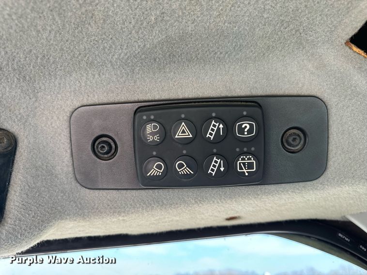 image for item DL4402 2014 Caterpillar 627K conventional scraper 