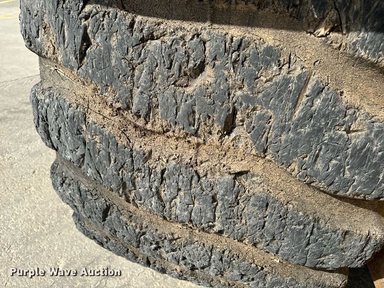 image for item DL4402 2014 Caterpillar 627K conventional scraper 