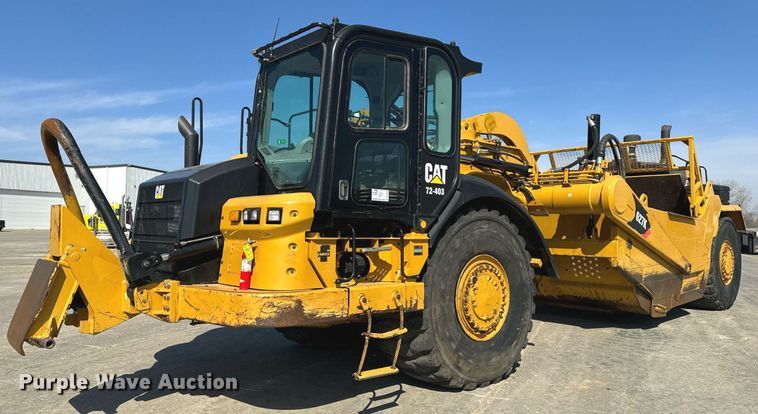 image for item DL4403 2014 Caterpillar 627K conventional scraper 