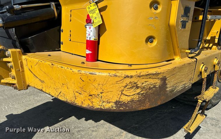 image for item DL4403 2014 Caterpillar 627K conventional scraper 