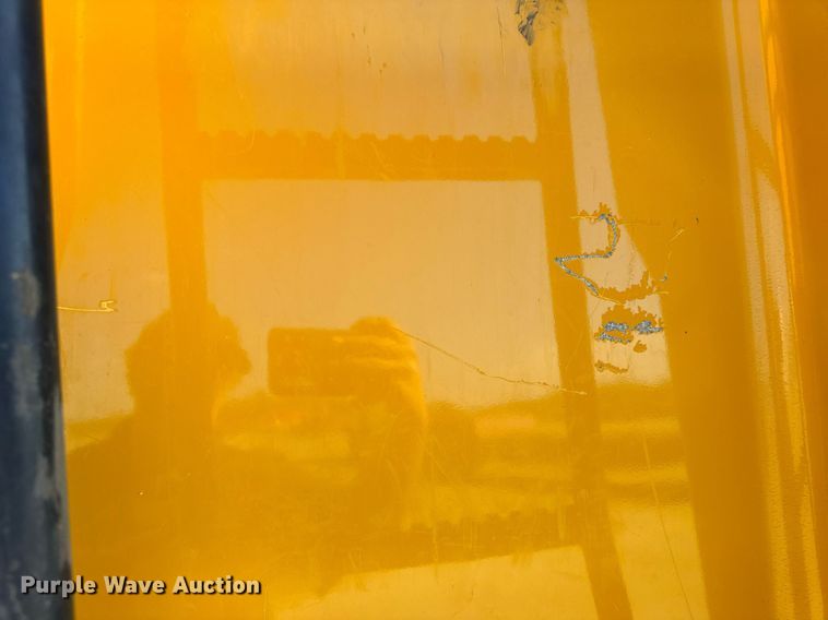 image for item DL4403 2014 Caterpillar 627K conventional scraper 