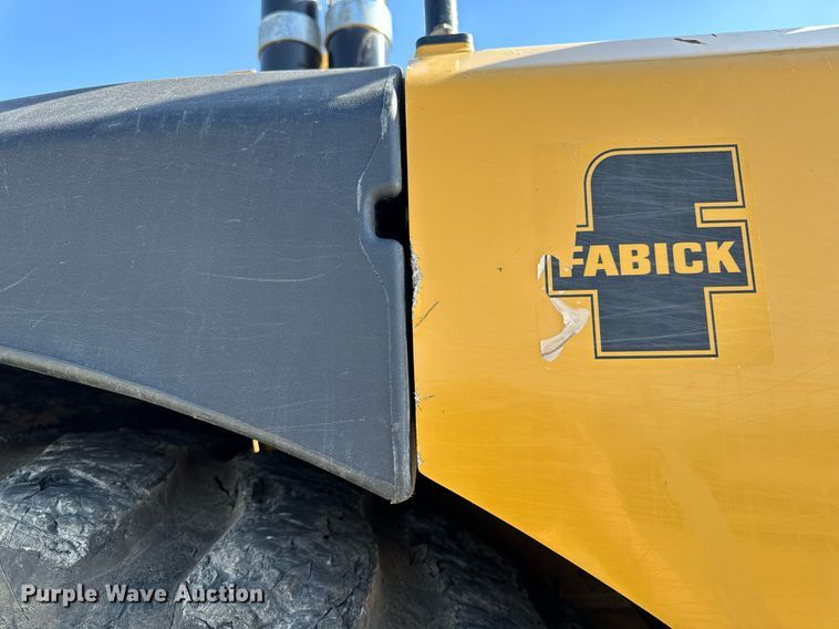 image for item DL4403 2014 Caterpillar 627K conventional scraper 