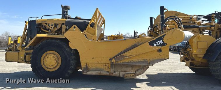 image for item DL4403 2014 Caterpillar 627K conventional scraper 