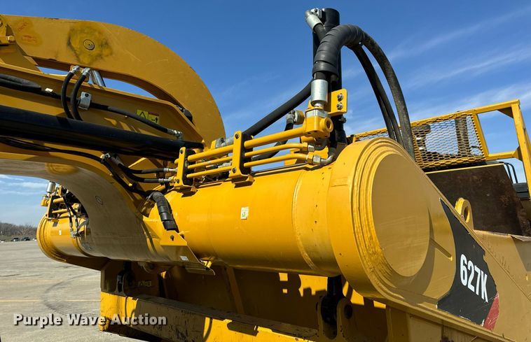 image for item DL4403 2014 Caterpillar 627K conventional scraper 