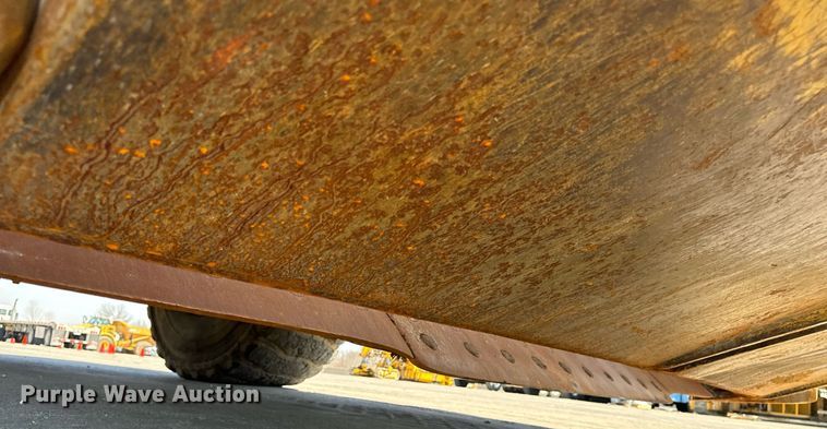 image for item DL4403 2014 Caterpillar 627K conventional scraper 