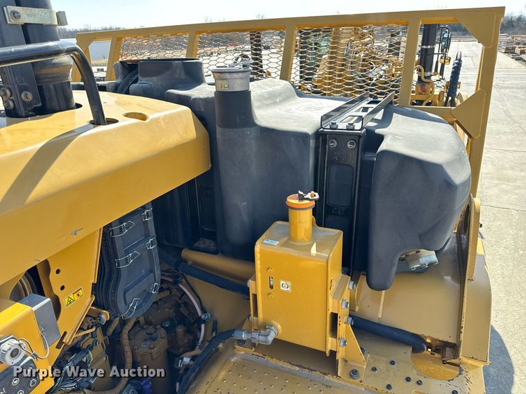 image for item DL4403 2014 Caterpillar 627K conventional scraper 