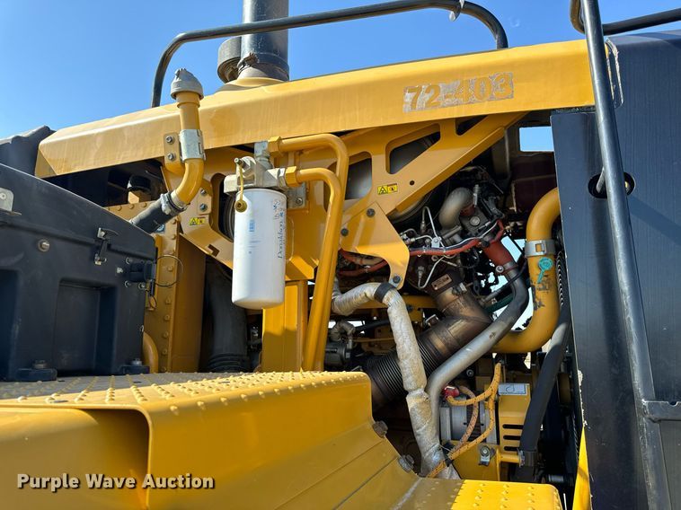 image for item DL4403 2014 Caterpillar 627K conventional scraper 