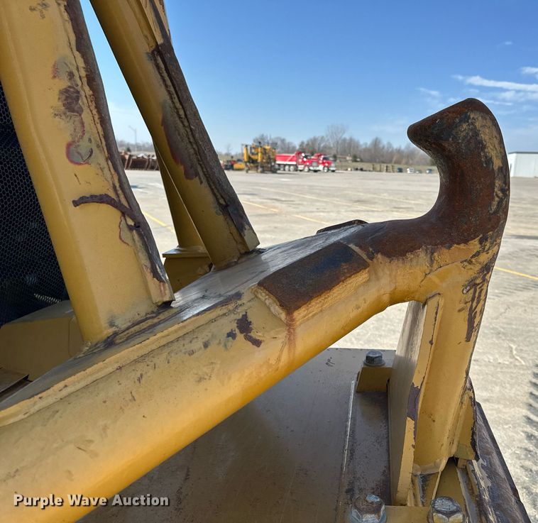 image for item DL4403 2014 Caterpillar 627K conventional scraper 