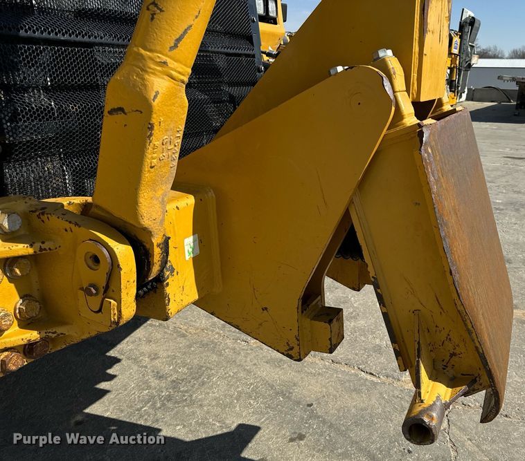 image for item DL4403 2014 Caterpillar 627K conventional scraper 
