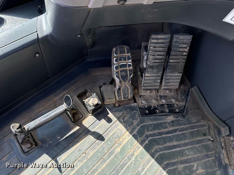 image for item DL4403 2014 Caterpillar 627K conventional scraper 