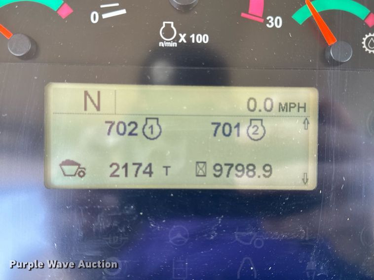 image for item DL4403 2014 Caterpillar 627K conventional scraper 