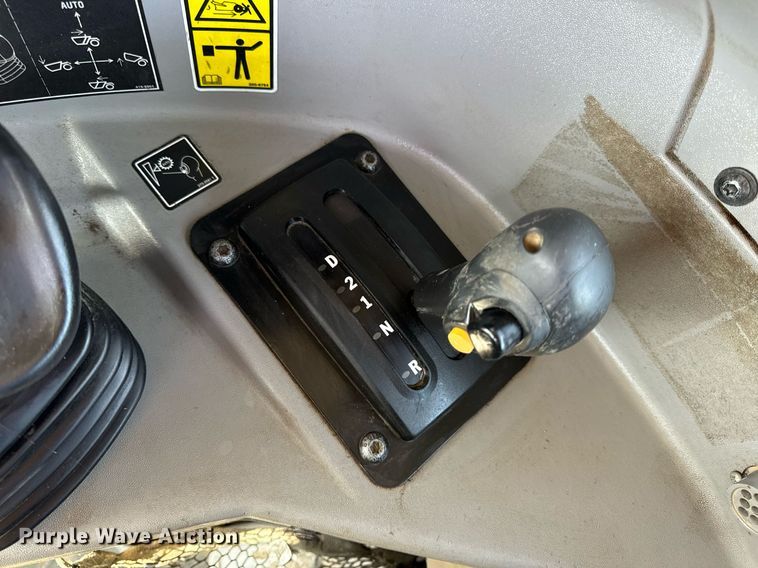 image for item DL4403 2014 Caterpillar 627K conventional scraper 