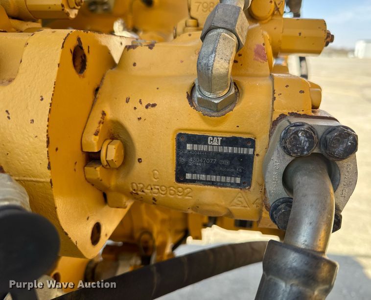 image for item DL4403 2014 Caterpillar 627K conventional scraper 