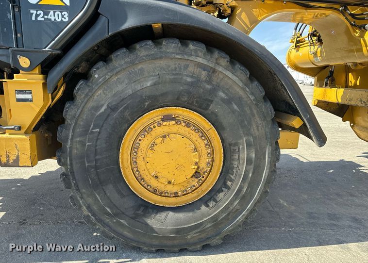 image for item DL4403 2014 Caterpillar 627K conventional scraper 