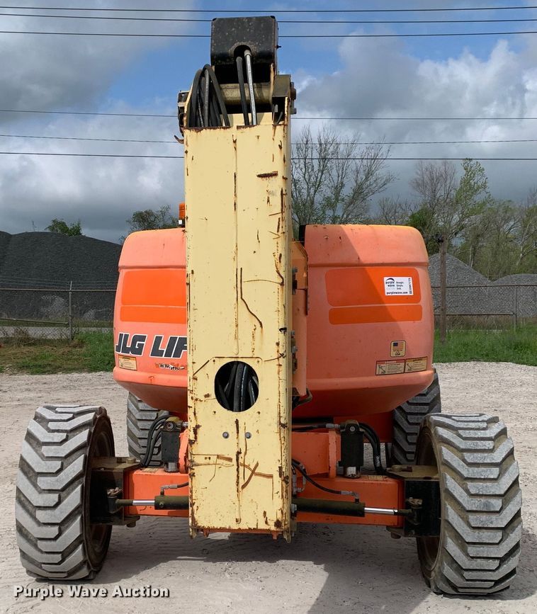 image for item DM7775 2013 JLG 600AJ boom lift