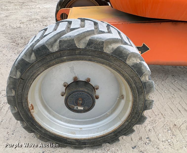 image for item DM7775 2013 JLG 600AJ boom lift