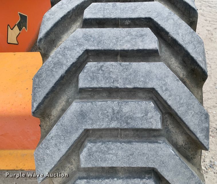 image for item DM7775 2013 JLG 600AJ boom lift