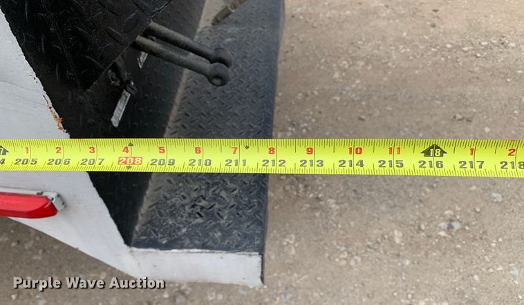 image for item DM7776 2007 International 4300 bucket truck