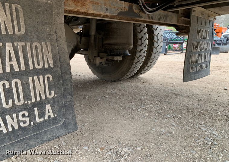 image for item DM7776 2007 International 4300 bucket truck