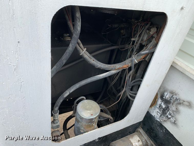 image for item DM7776 2007 International 4300 bucket truck