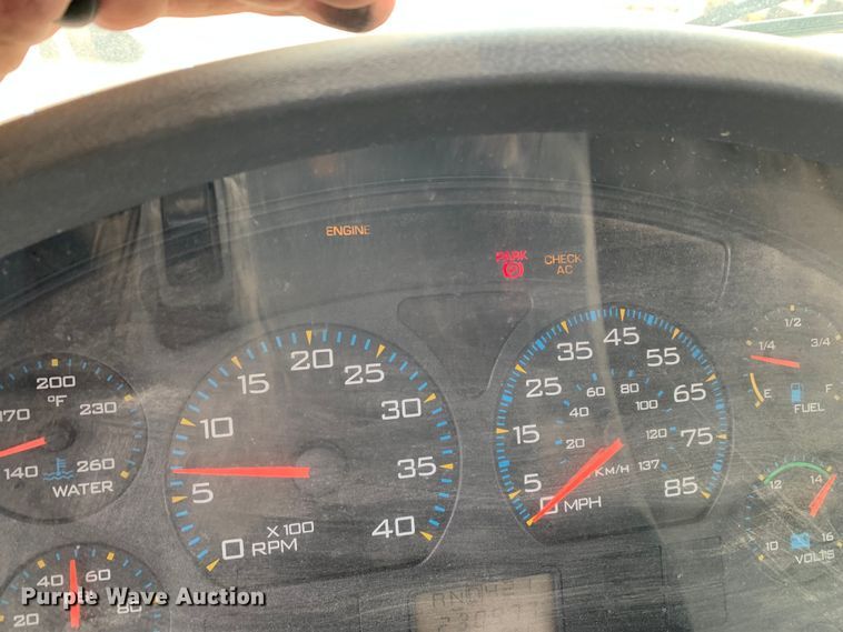 image for item DM7776 2007 International 4300 bucket truck