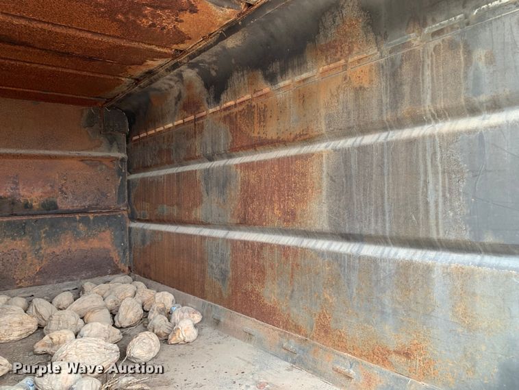 image for item DM7777 2003 International 4200 forestry bucket truck