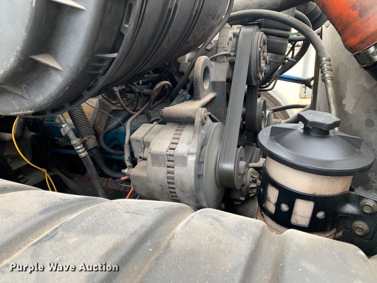 image for item DM7777 2003 International 4200 forestry bucket truck