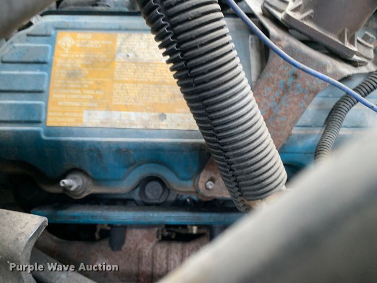 image for item DM7777 2003 International 4200 forestry bucket truck