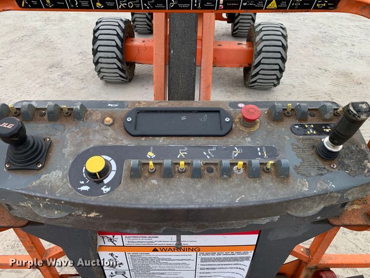 image for item DM7778 2013 JLG 450AJ series II boom lift