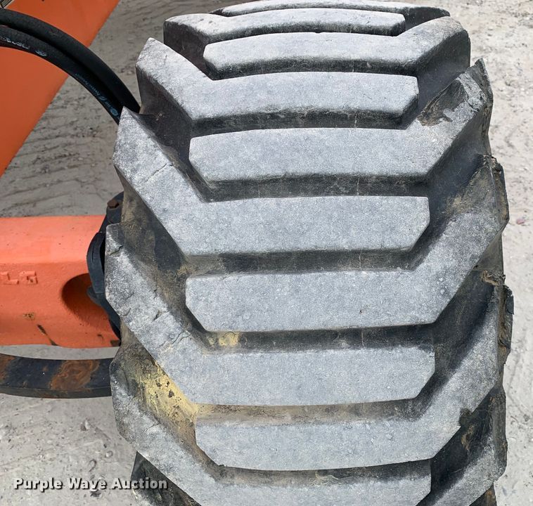 image for item DM7778 2013 JLG 450AJ series II boom lift