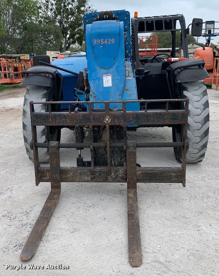 image for item DM7781 2016 Genie GTH-844 telehandler