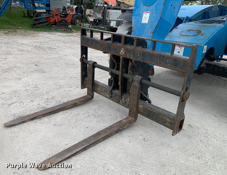 image for item DM7781 2016 Genie GTH-844 telehandler