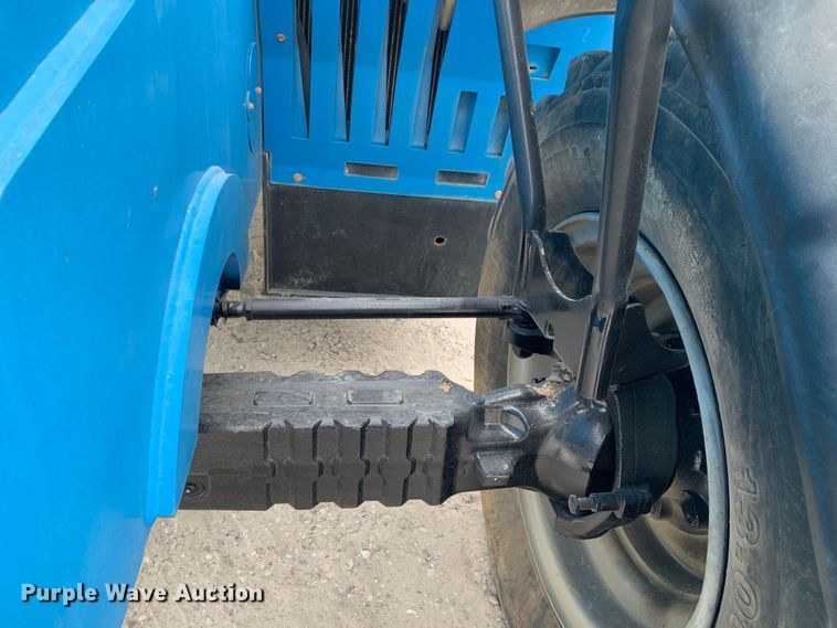 image for item DM7781 2016 Genie GTH-844 telehandler