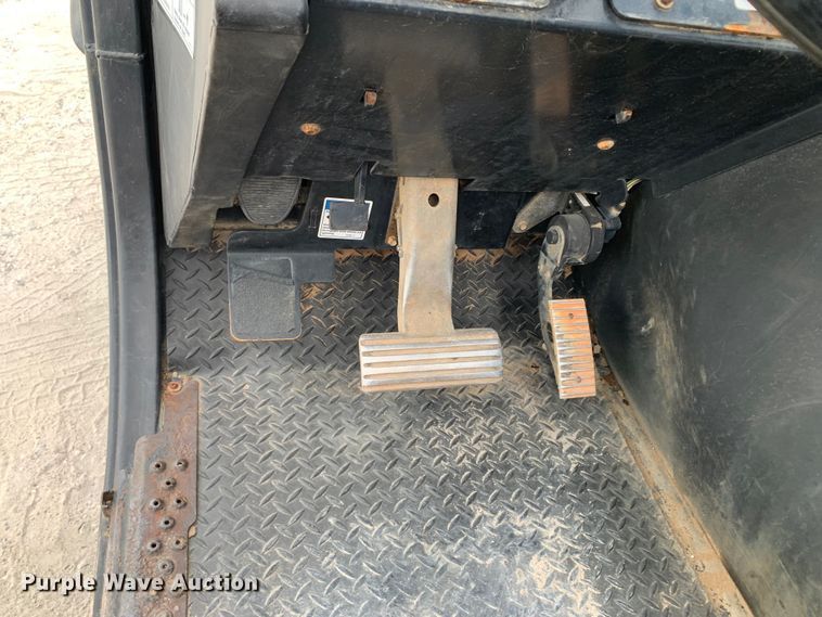 image for item DM7781 2016 Genie GTH-844 telehandler