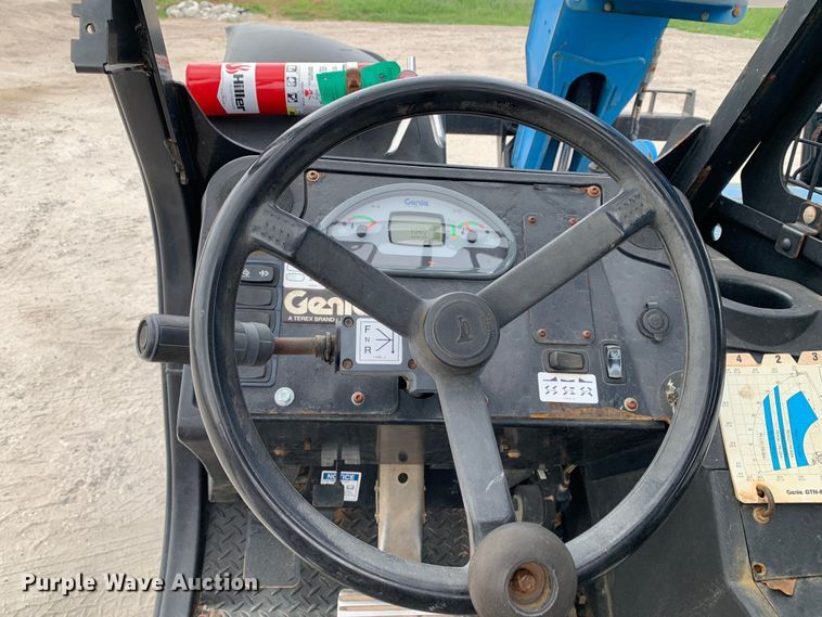 image for item DM7781 2016 Genie GTH-844 telehandler