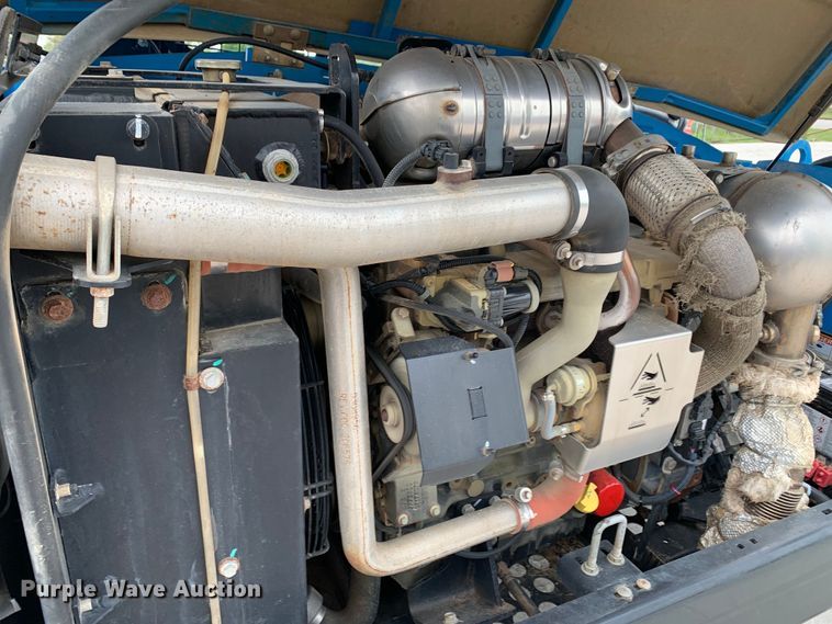 image for item DM7781 2016 Genie GTH-844 telehandler