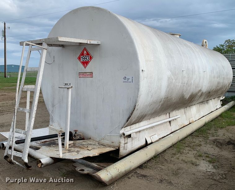 image for item DM7783 Fuel tank