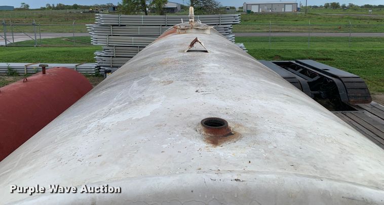 image for item DM7783 Fuel tank